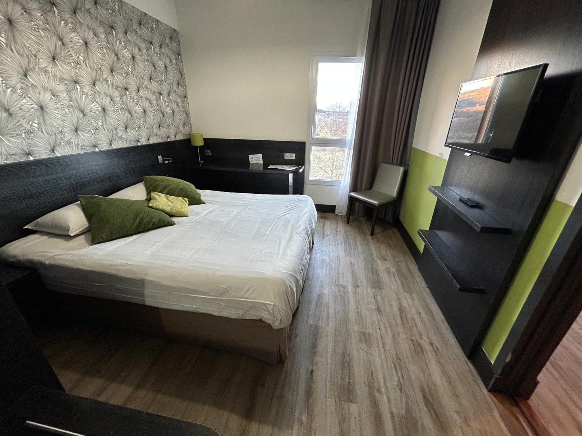 Ax Hotel Spa & Restaurant Chorges Phòng bức ảnh