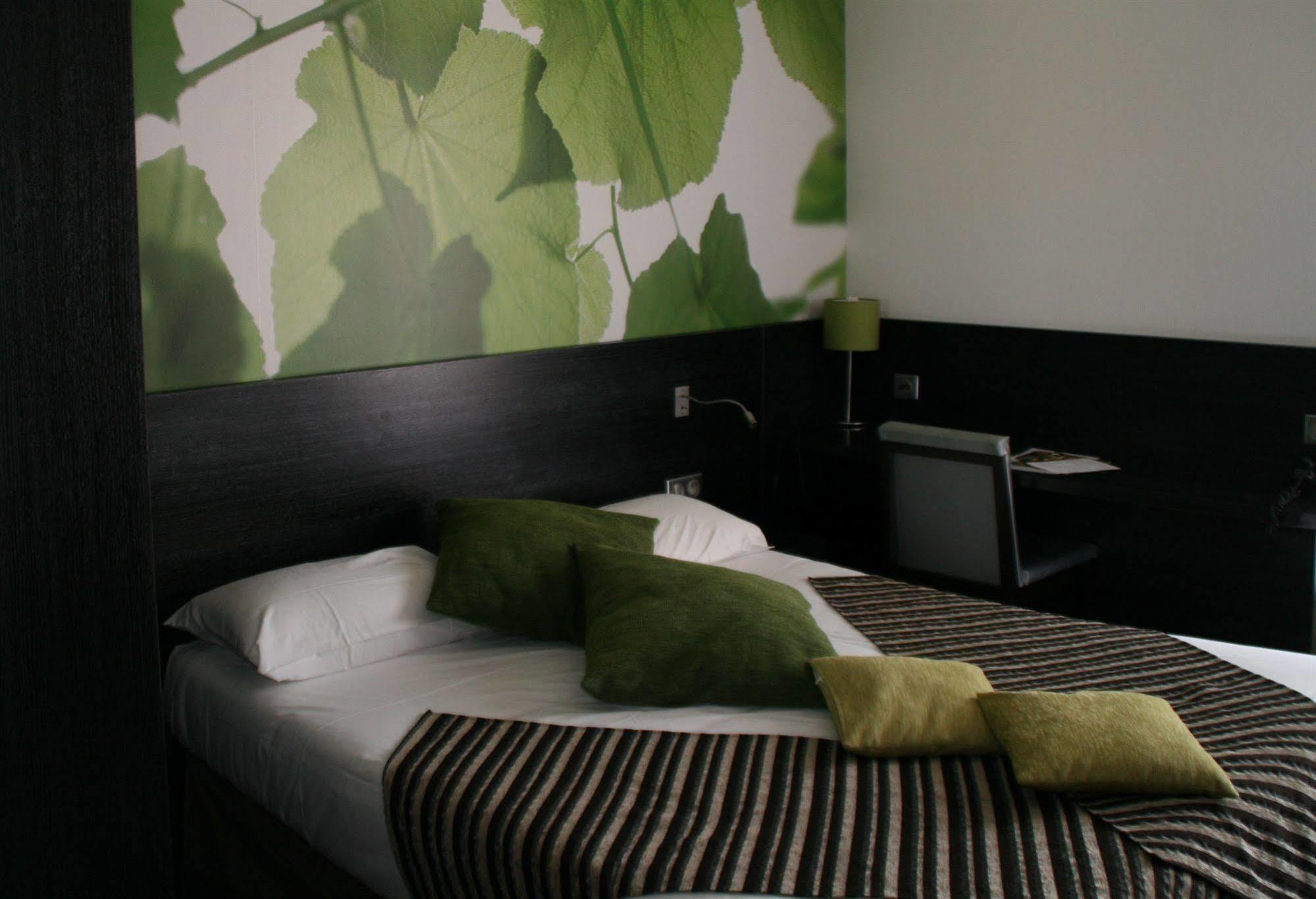 Ax Hotel Spa & Restaurant Chorges Ngoại thất bức ảnh